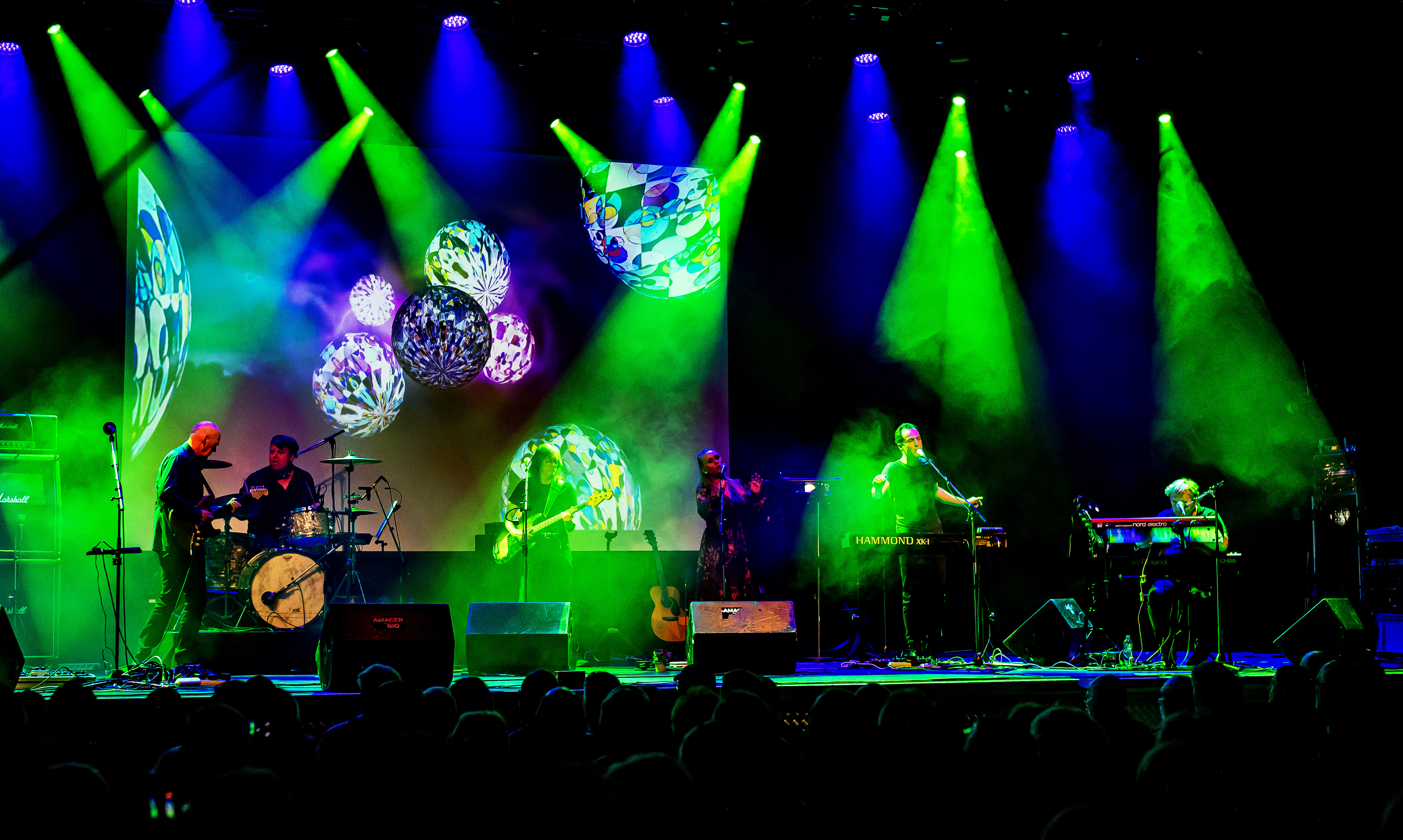 ACHE Rock Band 2022, Amager Bio May 21: Psychedelic lights by Frank Híndsberg